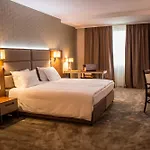 Hotell Golden Tulip