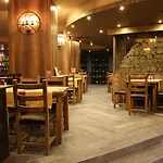 Hotell Golden Tulip
