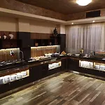 Golden Tulip Hotell 4*