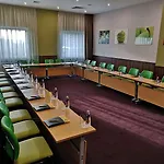 Golden Tulip Hotell