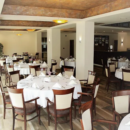 Golden Tulip Otel 4*