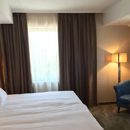 Golden Tulip 4* 瓦爾納