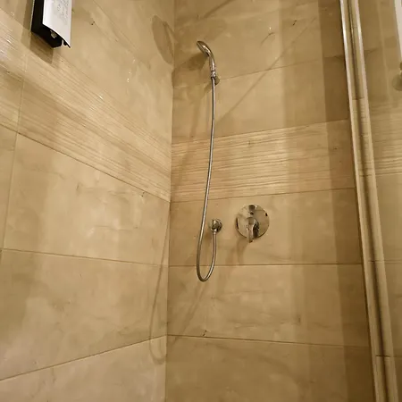 Golden Tulip 4* 瓦爾納