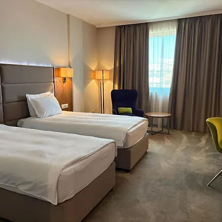 Golden Tulip 4* 瓦爾納