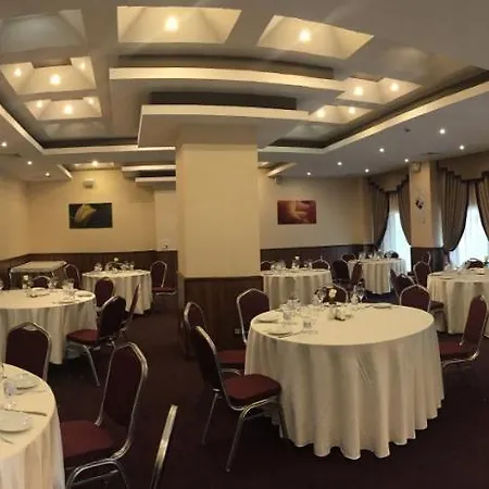 Отель Golden Tulip