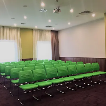 Отель Golden Tulip