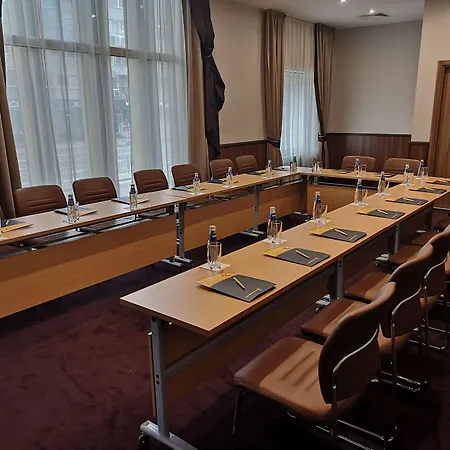 Golden Tulip Отель Варна