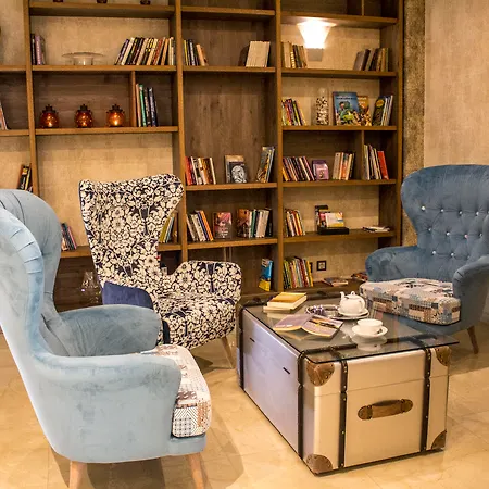 מלון Golden Tulip 4*