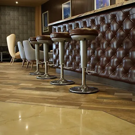 Отель Golden Tulip