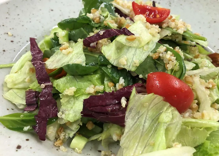 Golden Tulip Szálloda 4*