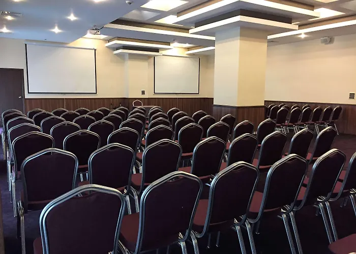 Golden Tulip 4* Várna