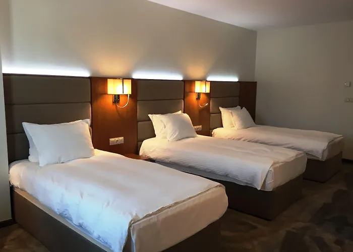 Golden Tulip Szálloda 4*