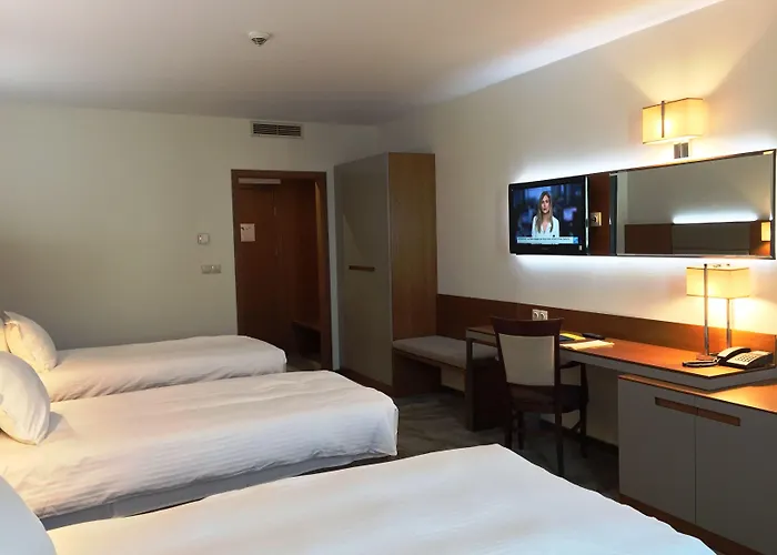 Golden Tulip 4* Várna