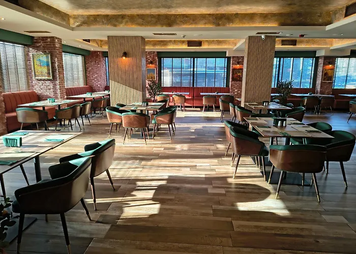 Golden Tulip 4* Várna